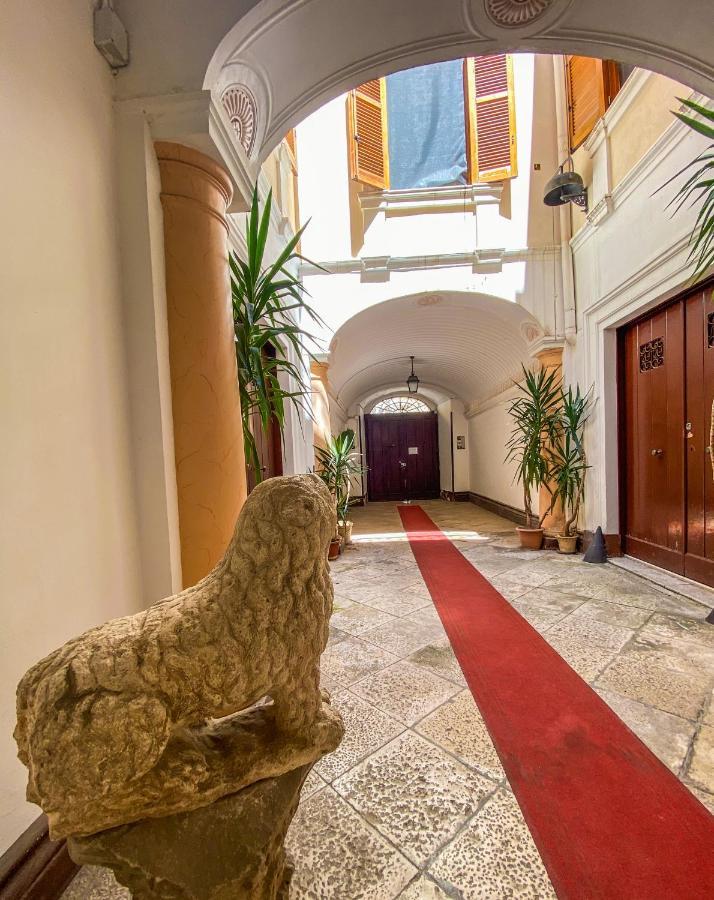 D'Angio Rooms-Manfredi Homes&Villas マンフレドーニア エクステリア 写真