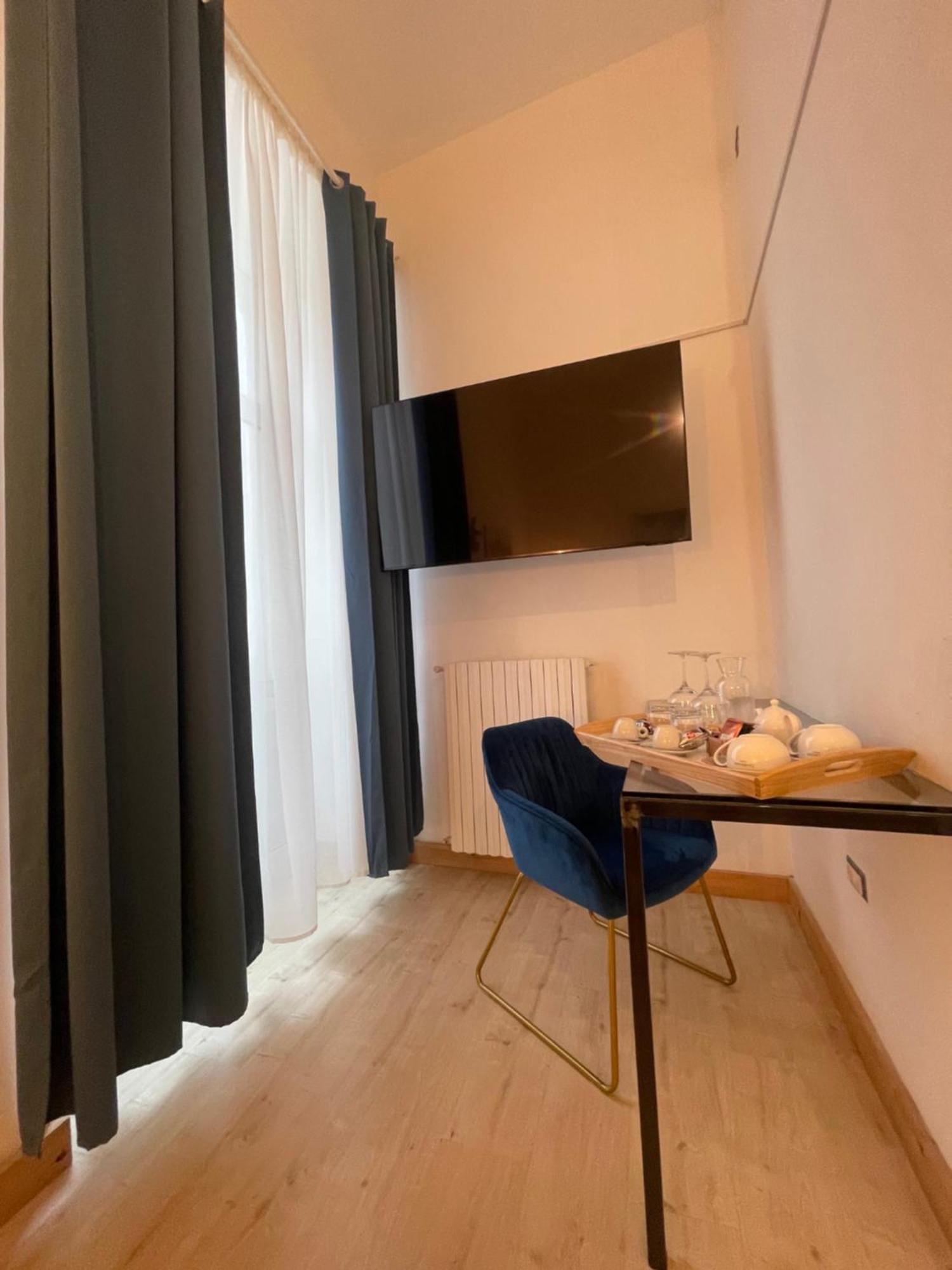 D'Angio Rooms-Manfredi Homes&Villas マンフレドーニア エクステリア 写真
