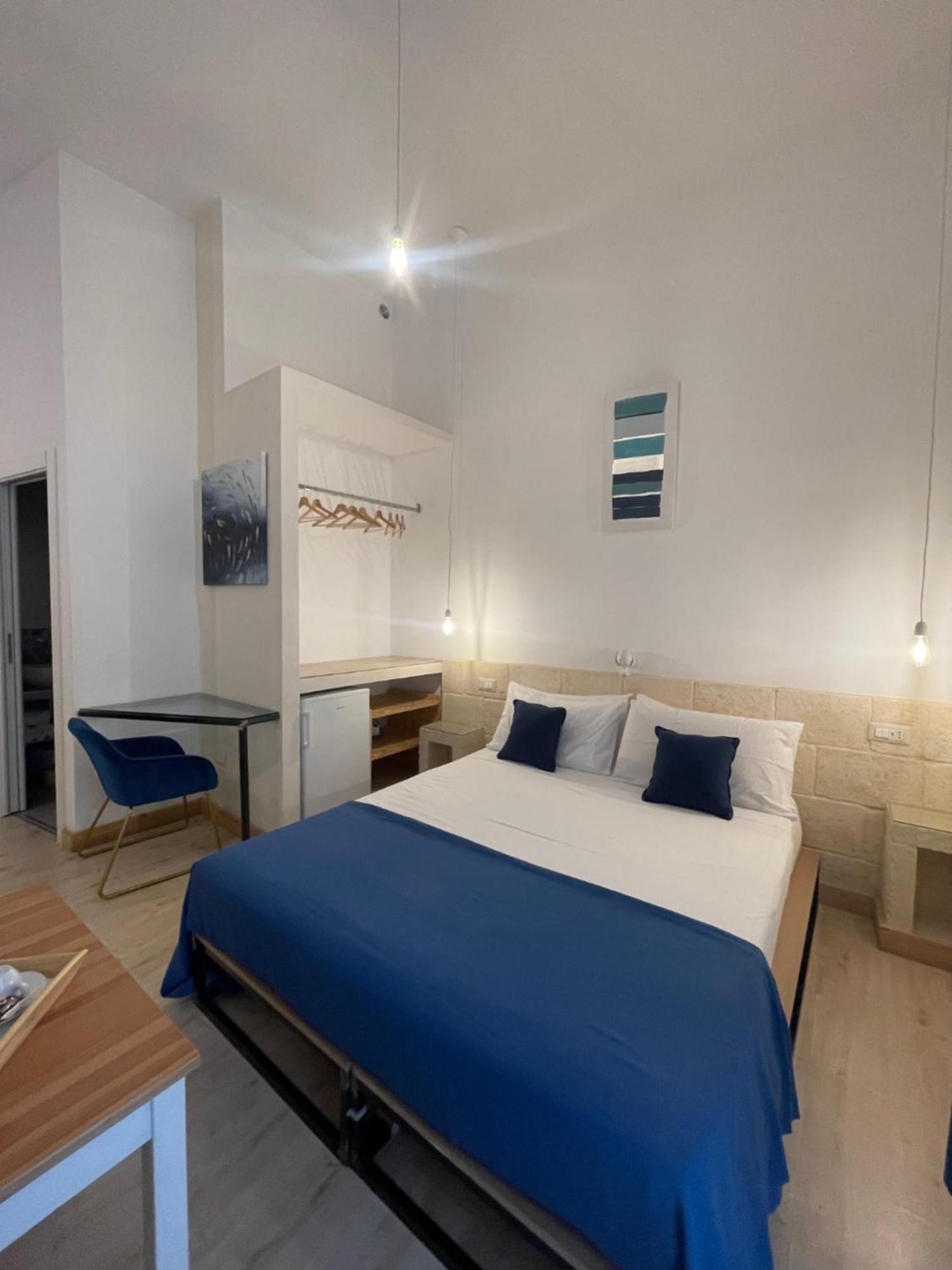 D'Angio Rooms-Manfredi Homes&Villas マンフレドーニア エクステリア 写真