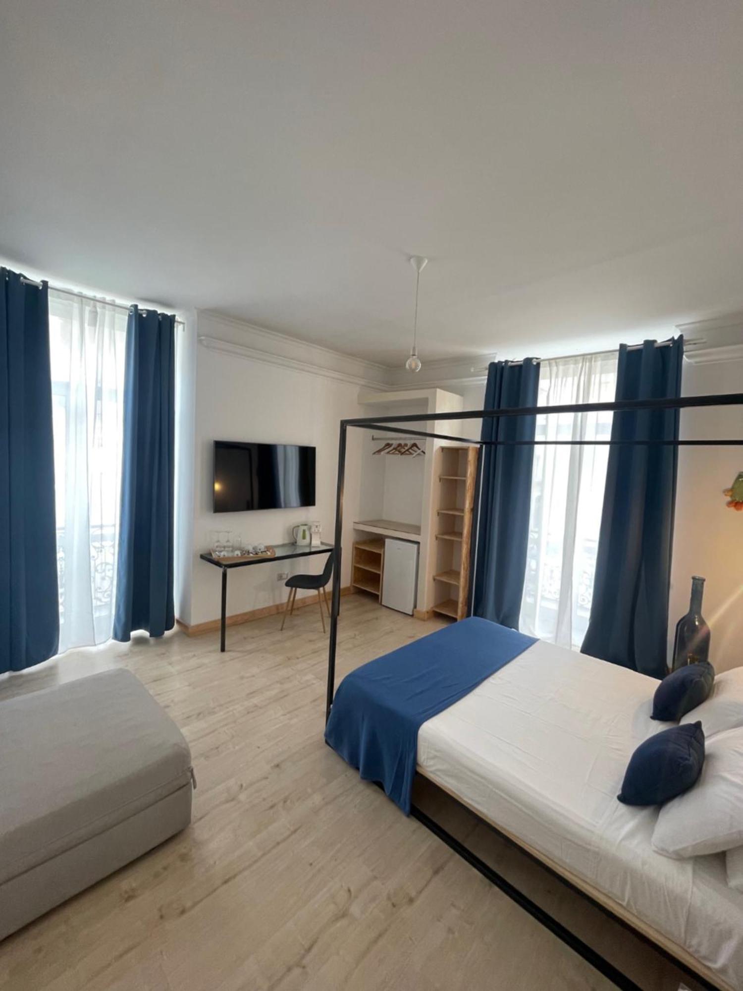 D'Angio Rooms-Manfredi Homes&Villas マンフレドーニア エクステリア 写真