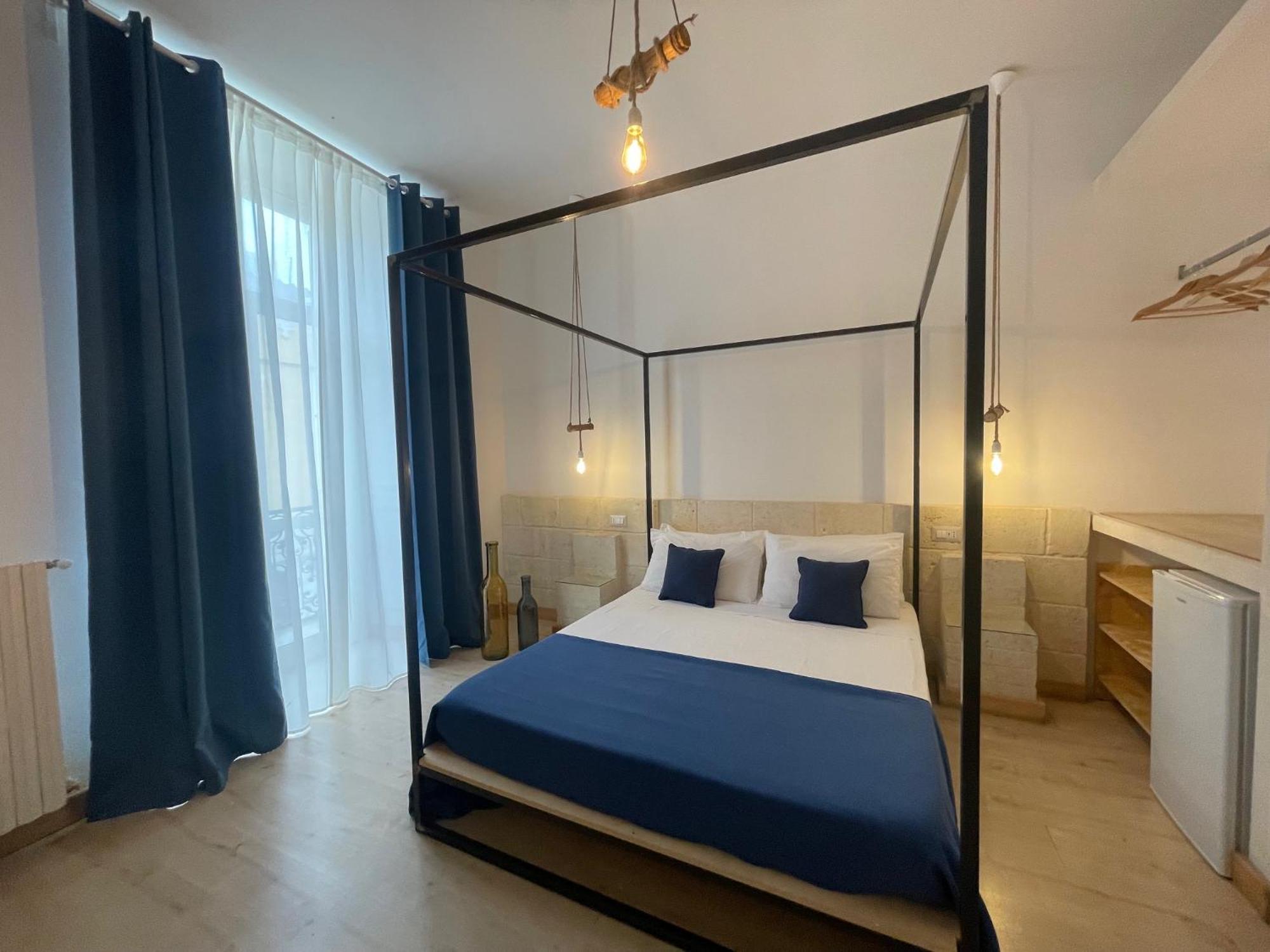 D'Angio Rooms-Manfredi Homes&Villas マンフレドーニア エクステリア 写真