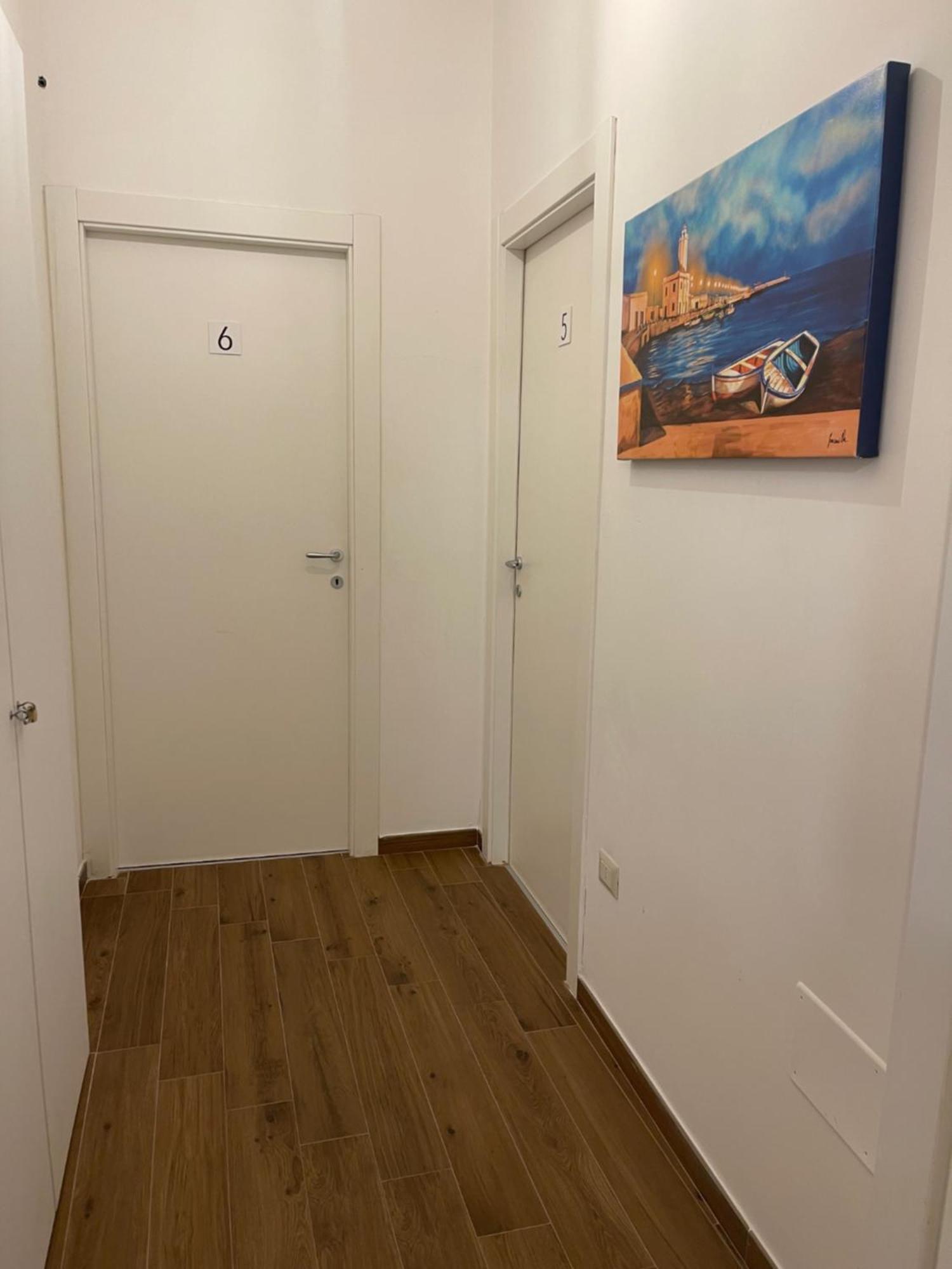 D'Angio Rooms-Manfredi Homes&Villas マンフレドーニア エクステリア 写真