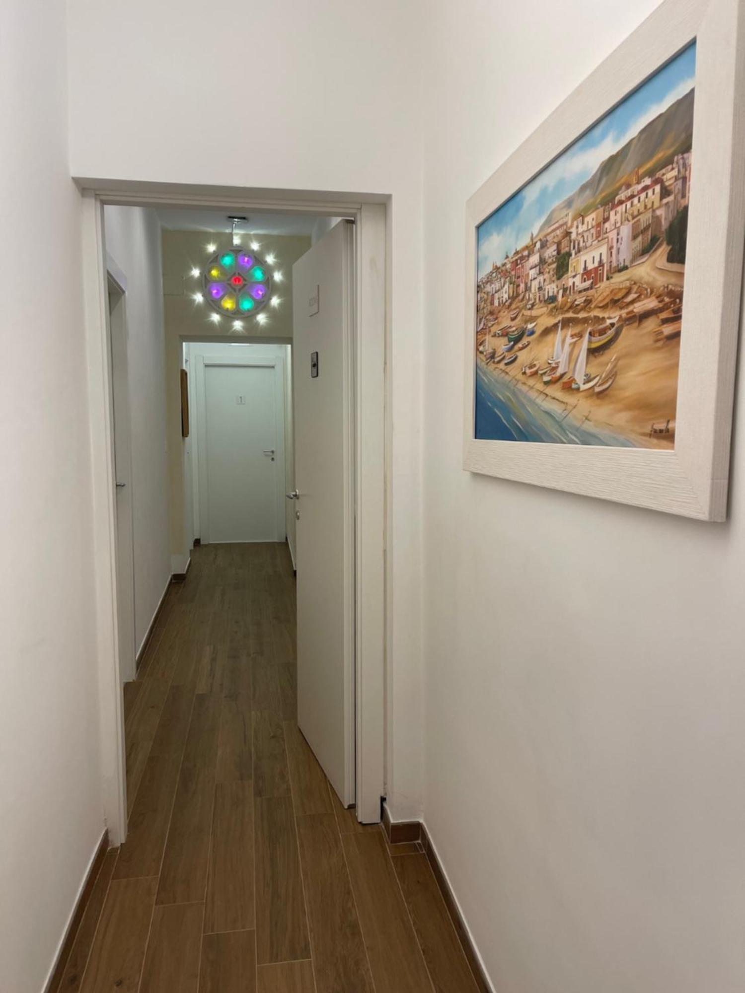 D'Angio Rooms-Manfredi Homes&Villas マンフレドーニア エクステリア 写真